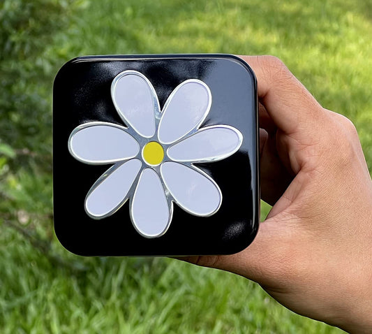 White Chamomile Flower Trailer Hitch Cover Plug Insert (Fits 1.25" or 2" Receivers)